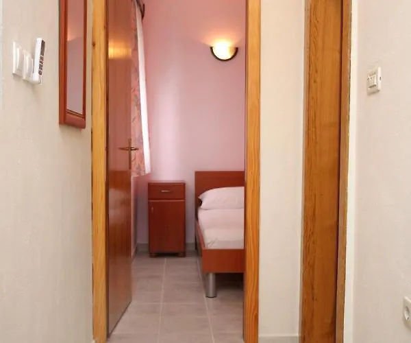 Double 3266a Rogoznica (Sibenik-Knin)